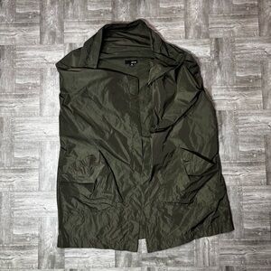 Sun Kim Geneva Vest Size XS
Style ME108